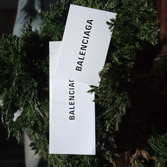 Balenciaga shades sunglasses 🕶️ - Picture 13 of 14